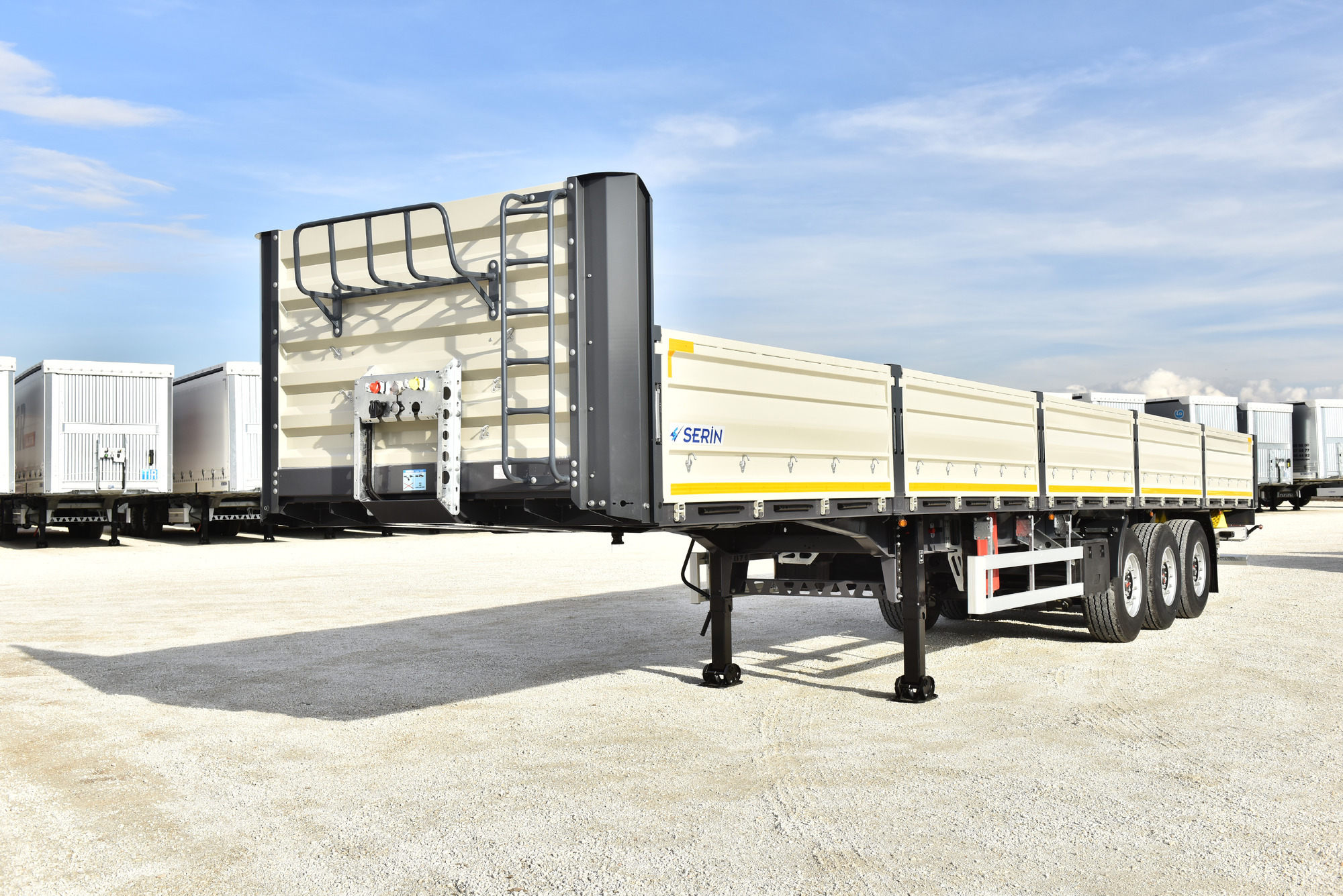 Serin Trailer undefined: picture 19