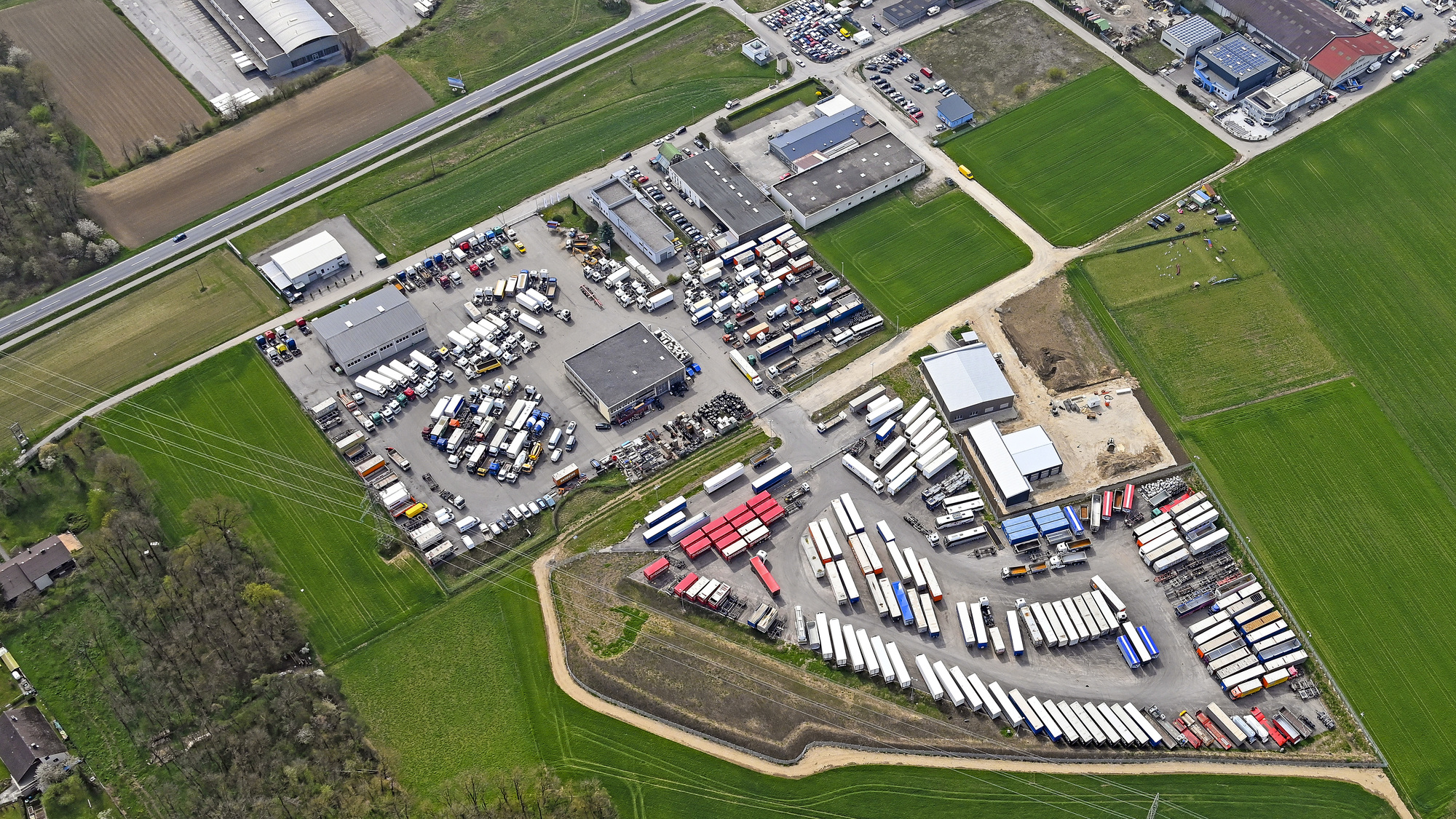 MG Handel GmbH - Vans undefined: picture 1