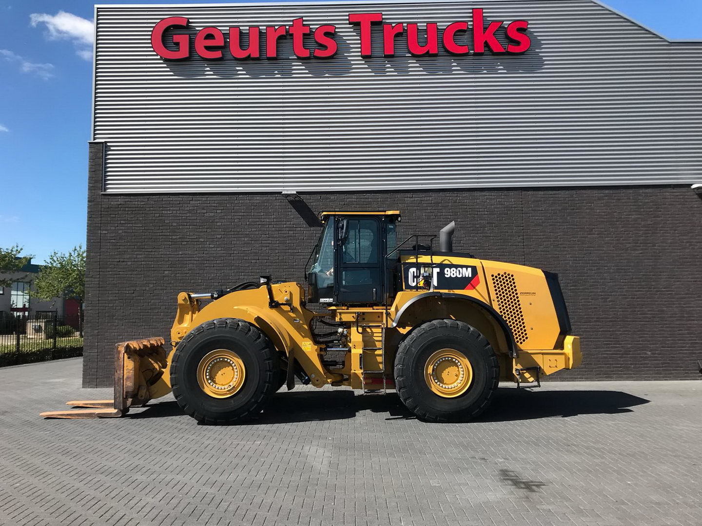Geurts Trucks B.V. - Tractor units MERCEDES-BENZ - 8x6, gearbox: manual, air conditioner undefined: picture 26