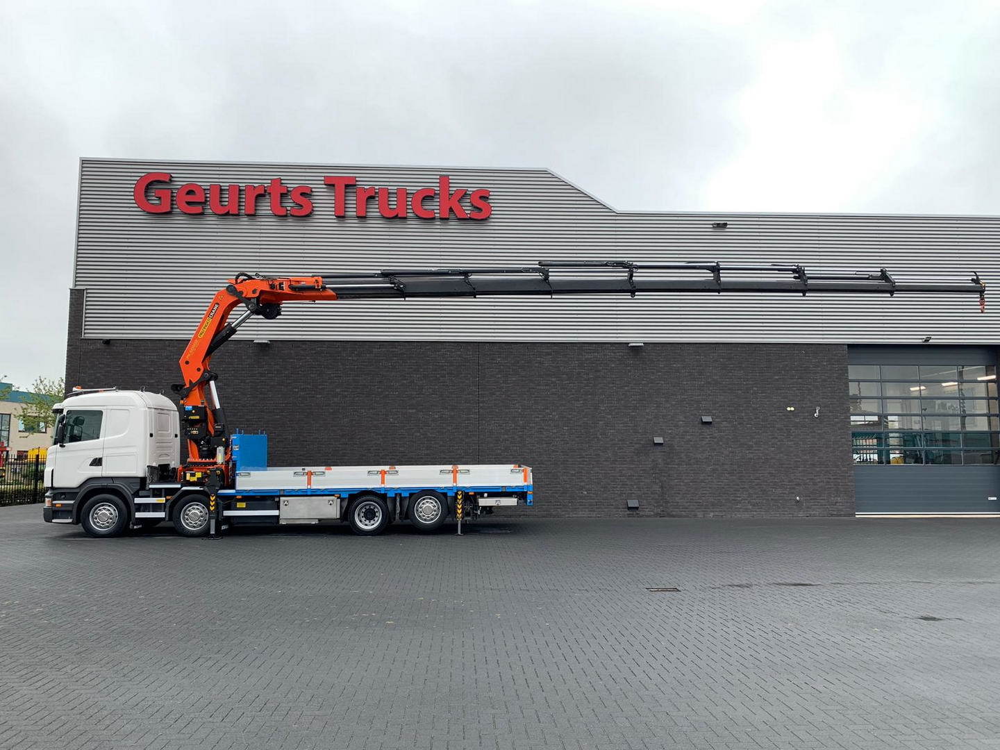 Geurts Trucks B.V. - Tractor units MERCEDES-BENZ - 8x6, gearbox: manual, air conditioner undefined: picture 32