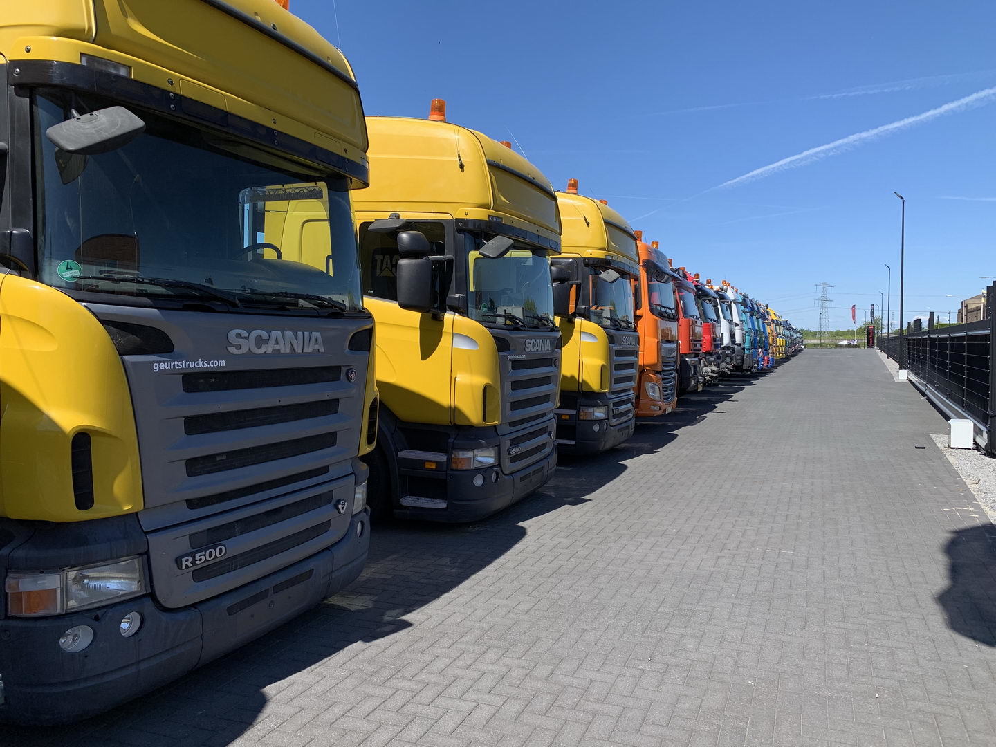 Geurts Trucks B.V. - Tractor units MERCEDES-BENZ - 8x6, gearbox: manual, air conditioner undefined: picture 10