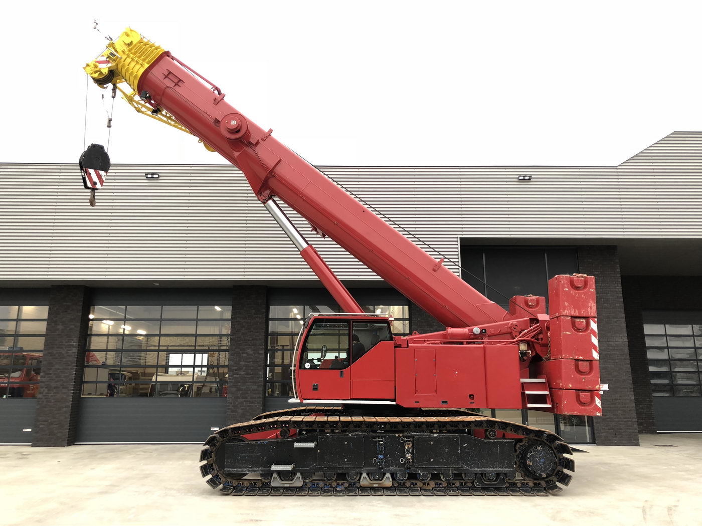 Geurts Trucks B.V. - Tractor units MERCEDES-BENZ - 8x6, gearbox: manual, air conditioner undefined: picture 25