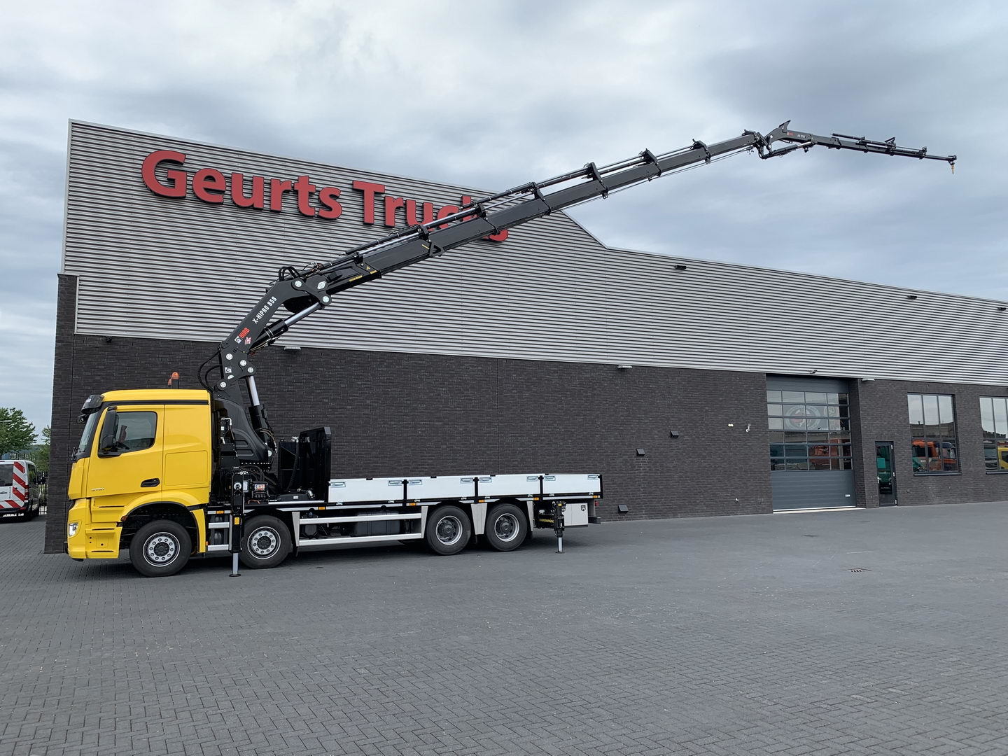 Geurts Trucks B.V. - Tractor units MERCEDES-BENZ - 8x6, gearbox: manual, air conditioner undefined: picture 33