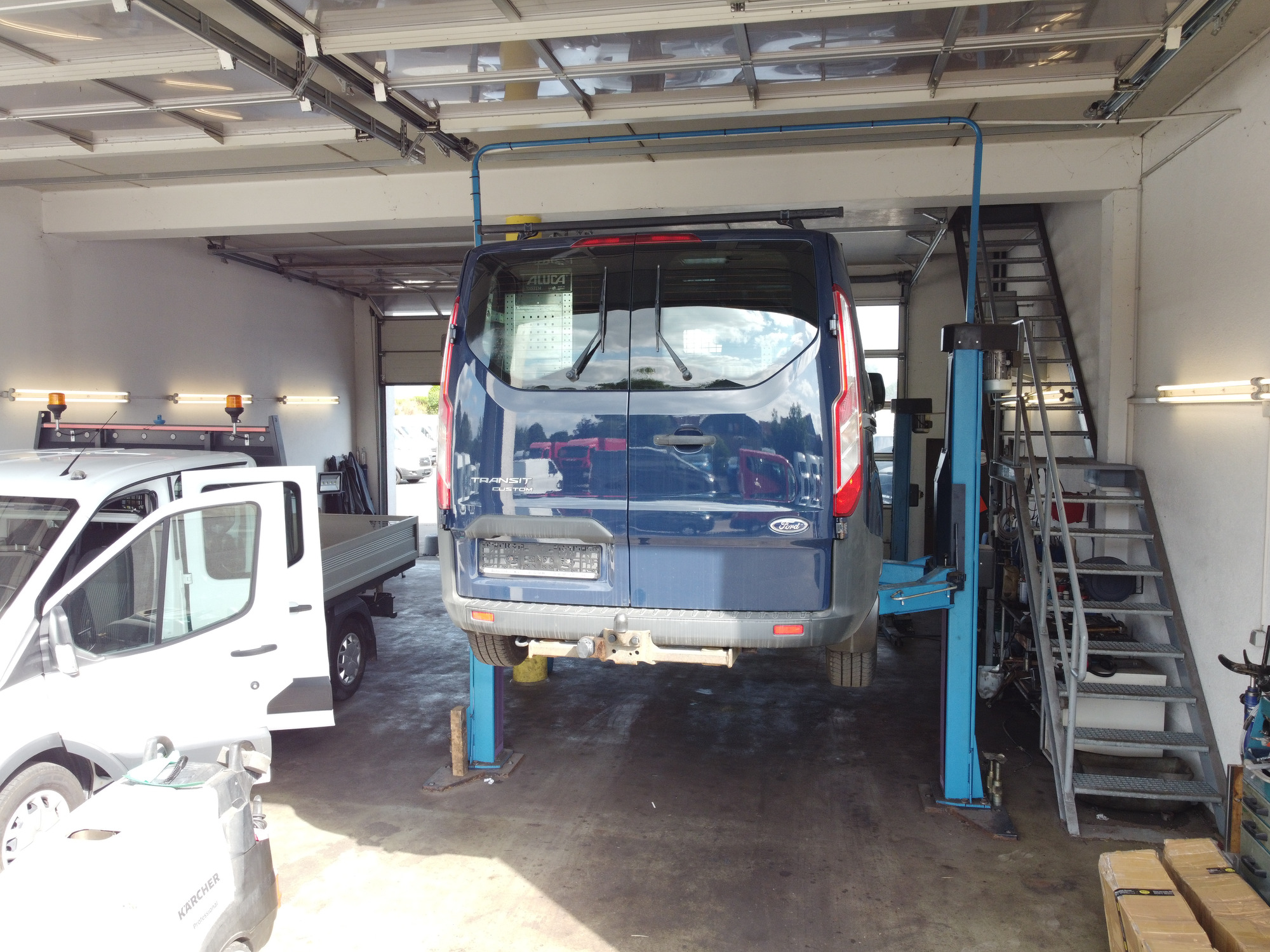 Kaiseroda Transporter GmbH - vehicles for sale undefined: picture 6