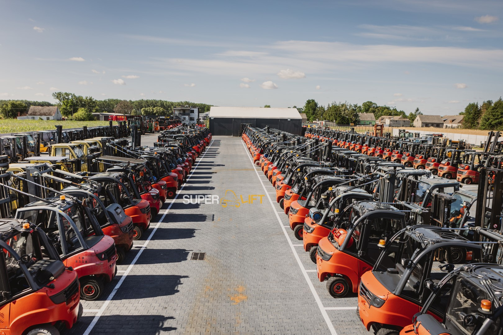 SUPERLIFT - Material handling equipment TOYOTA - LPG undefined: picture 3