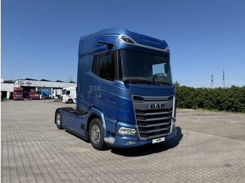 Tractor unit DAF FT XG  530 BLAU METALLIC Limited Edition: picture 2