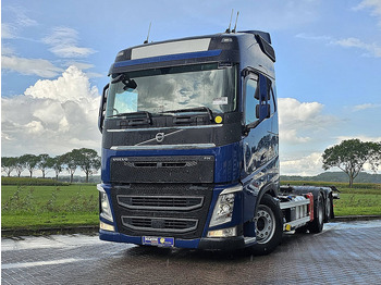 Container transporter/ Swap body truck VOLVO FH 540