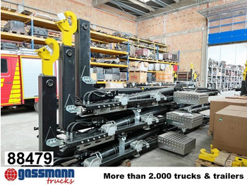 Hook lift truck
