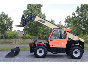 Telescopic handler JLG