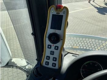 Skip loader truck MAN TGS 26.430