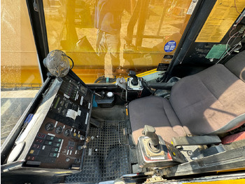 Mobile crane Krupp KMK 6160: picture 5