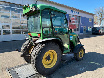 Farm tractor John Deere 3520 Kommunaltrak. Frontkraftheber Kuppeldreieck: picture 3