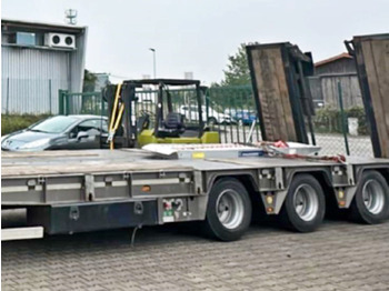 Low loader semi-trailer for transportation of heavy machinery GVN Trailer 329 GVN Trailer 329: picture 4