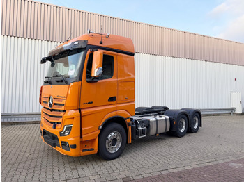 Tractor unit MERCEDES-BENZ Actros