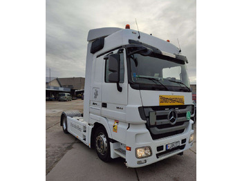 Tractor unit MERCEDES-BENZ Actros 1844
