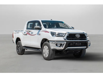 Pickup truck TOYOTA Hilux