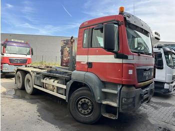 Hook lift truck MAN TGA 26.400