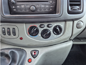 Ambulance RENAULT Trafic 2.0 dCi 115 KM: picture 4