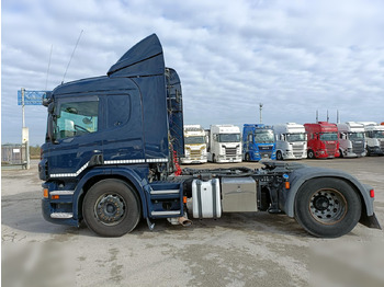 Tractor unit SCANIA P450: picture 5