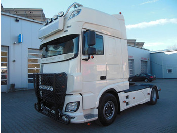 Tractor unit DAF XF 106 480