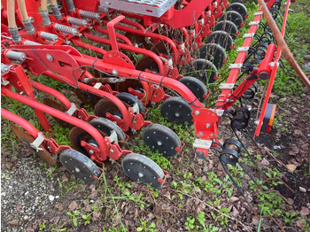Precision sowing machine Gaspardo Barra semina Pinta 600: picture 5