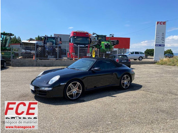 Car PORSCHE