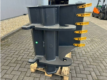 New Excavator bucket for Construction machinery VemaTec NEW CW30 Bucket 1200mm Nieuw: picture 2