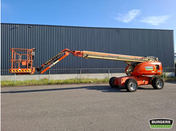 Telescopic boom JLG