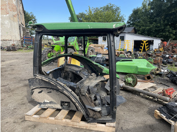 Cab JOHN DEERE