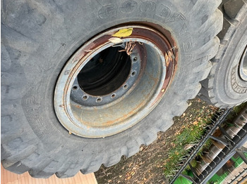 Rim LIEBHERR