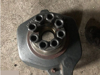 Steering knuckle for Agricultural machinery Zwrotnica Manitou Spicer: picture 2