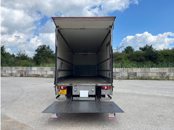 Box truck Mercedes-Benz Antos 1824 / 577 dkm / Box 8,3M / Loadlift / APK 04-26: picture 5