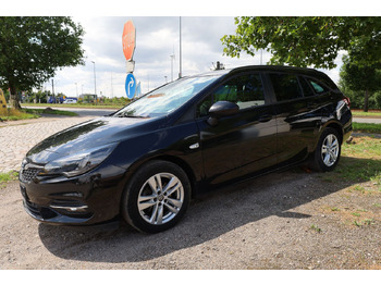 Station wagon OPEL