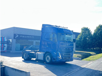 Tractor unit Volvo FH 460 LNG+Diesel **FH460 2022**: picture 3