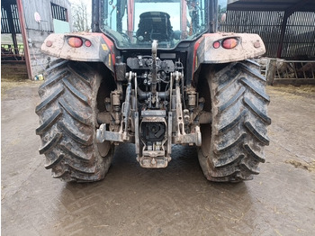 Farm tractor MASSEY FERGUSON 5711M: picture 3 Farm tractor MASSEY FERGUSON 5711M: picture 3
