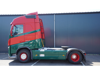 Tractor unit VOLVO FH 460