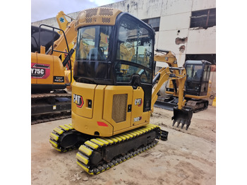 Mini excavator CATERPILLAR 302