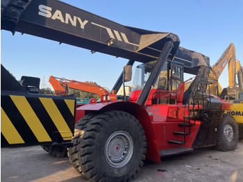 Reach stacker SANY SRSC45C30 45 TON CAPACITY: picture 2 Reach stacker SANY SRSC45C30 45 TON CAPACITY: picture 2