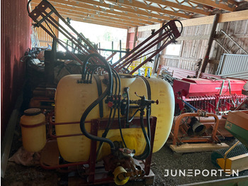 Tractor mounted sprayer HARDI