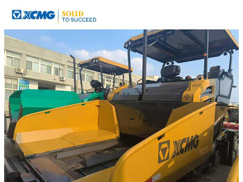 Asphalt paver XCMG