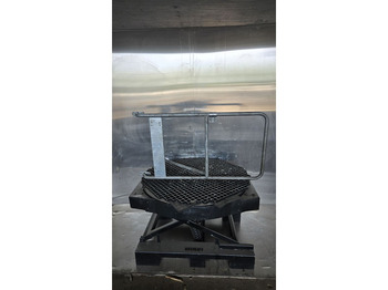 Body and exterior LIEBHERR