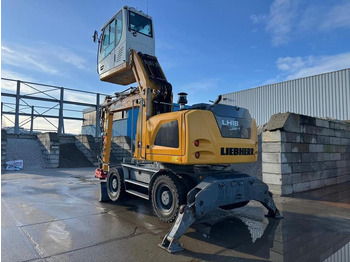 Waste/ Industry handler Liebherr LH 18 M: picture 3