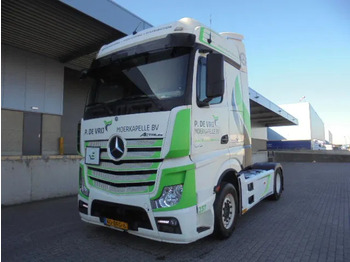 Tractor unit MERCEDES-BENZ Actros 1842