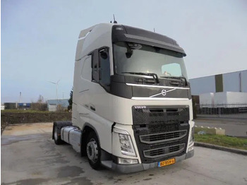 Tractor unit Volvo FH 420 MEGA NL TRUCK APK /TUV 01-05-2026: picture 3 Tractor unit Volvo FH 420 MEGA NL TRUCK APK /TUV 01-05-2026: picture 3