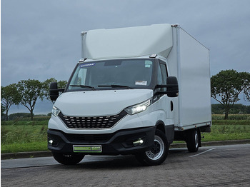 Box van IVECO Daily 35s18