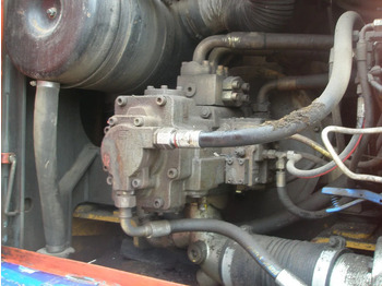 Crawler excavator Liebherr R924B: picture 5