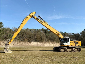 Excavator LIEBHERR R 946