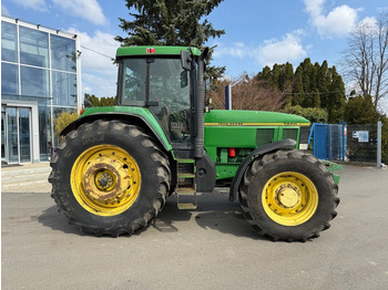 Farm tractor John Deere 7800: picture 4