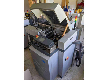 Binding machine