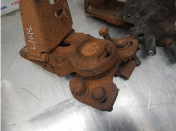 Fender New Holland T5040, T5000, T5 Series Front Mudguard Bracket Support Kit Lhs, Rhs: picture 5